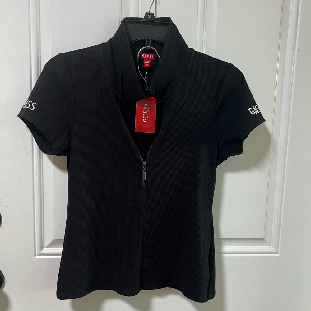 NWT Women Guess top size M